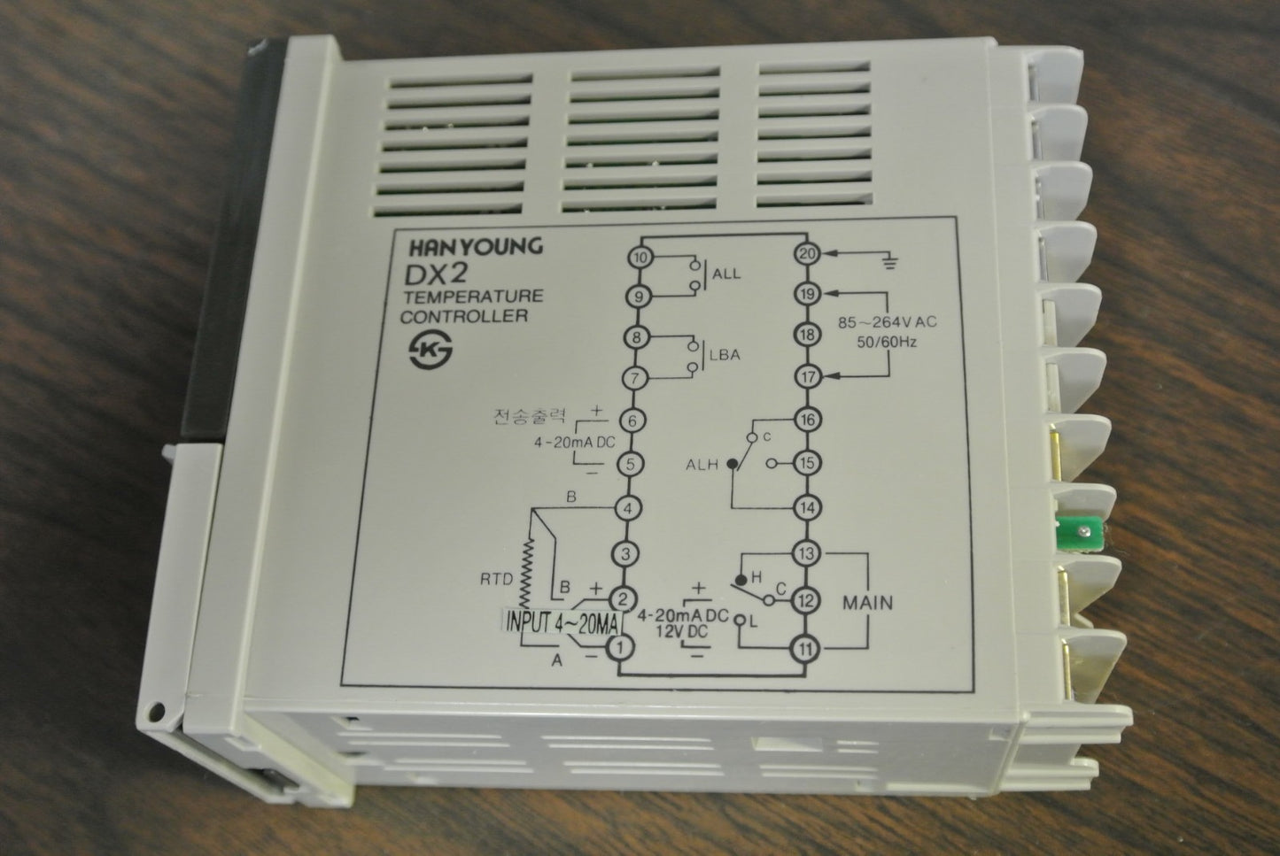 TENOR CONTROLS / HAN YOUNG DX2-CMWN - TEMPERATURE CONTROLLER - NEW SURPLUS