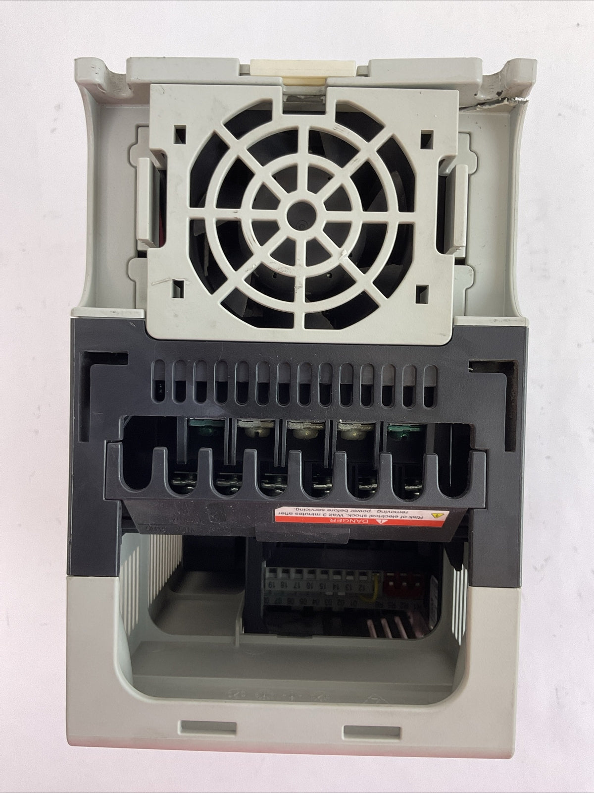 ALLEN BRADLEY 25B-D017N114 AC DRIVE FRN 4.001 OUTPUT 0-460VAC SER A POWERFLEX