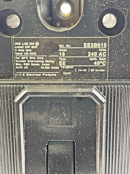 ITE / SIEMENS-EE3-B015-CIRCUIT BREAKER-15 A, 3 POLE, 240 VAC, 250 VDC, EE TYPE