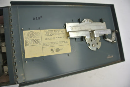GE QMR361 FUSIBLE QMR-TYPE PANELBOARD / DISCONNECT SWITCH - 600V, 30A, 3-POLE