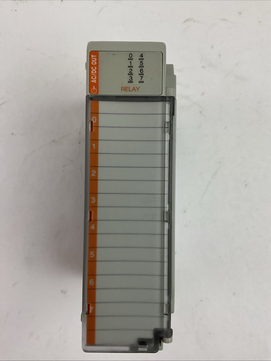 ALLEN BRADLEY 1769-OW8 SER B REV 2 F/W REV 3.1 8PT 5-265VAC 5-125VDC FORM A RELA