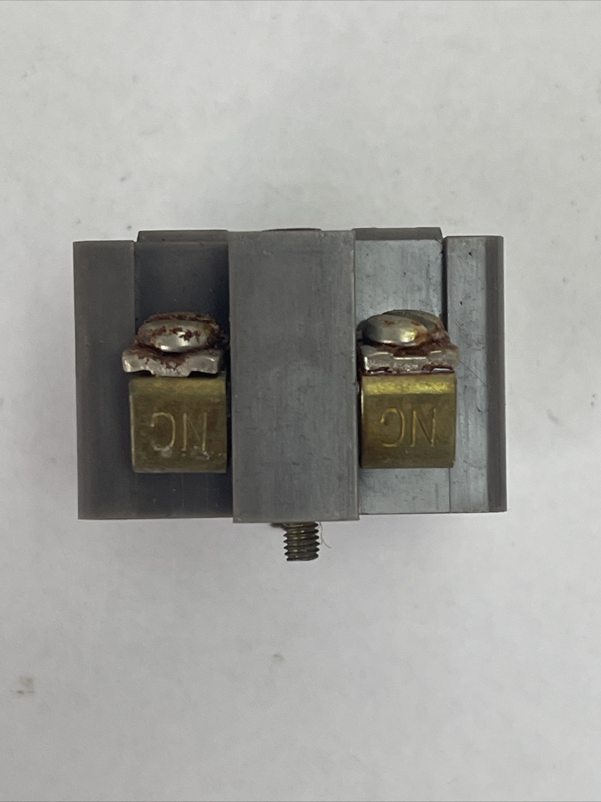 IDEC B-LB CONTACT BLOCK 10A 600VAC