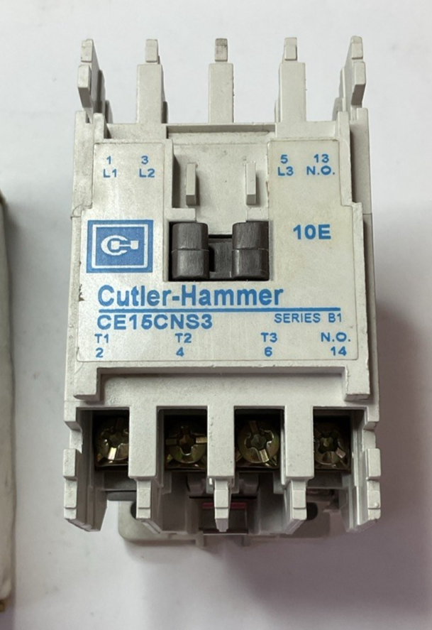 EATON CE15CNS3AB CONTACTOR SER.B1 12A 50/60HZ 10HP@575V SIZE C