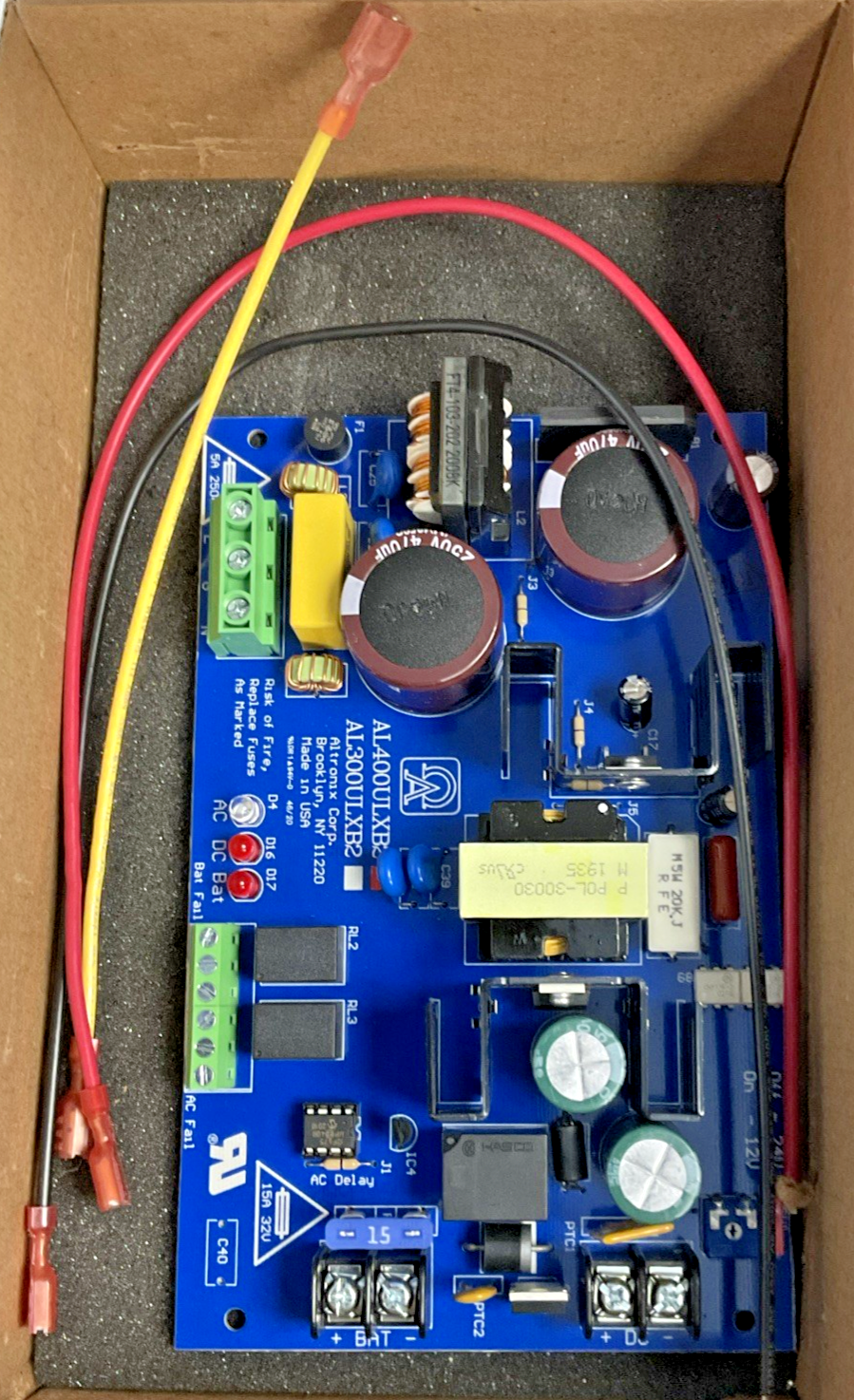 ALTRONIX AL400ULXB2 POWER SUPPLY/CHARGER BOARD 12VDC/4A 24VDC/3A