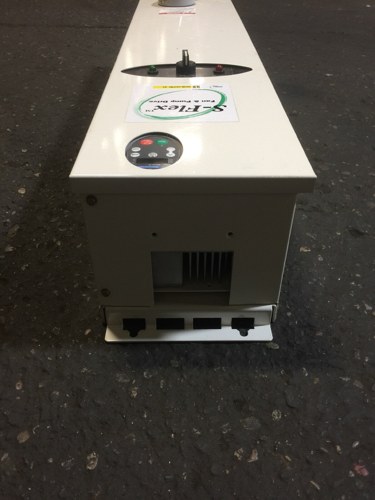SQUARE D SFD21FG4Y S-FLEX FAN & PUMP DRIVE SER A MOD N06 460V 60HZ ATV21HU40N4