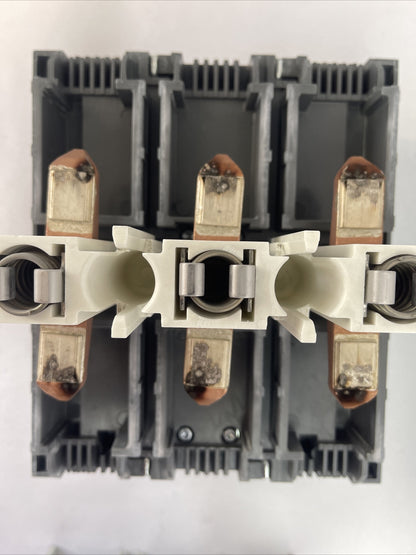 ABB AF400-30 CONTACTOR 600VAC 400HP 3PH 3P 550A COIL 100-250VDC 50-60hz