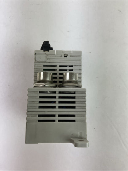 KEYENCE SL-R11 SAFETY CONTROL UNIT 24VDC 150mA