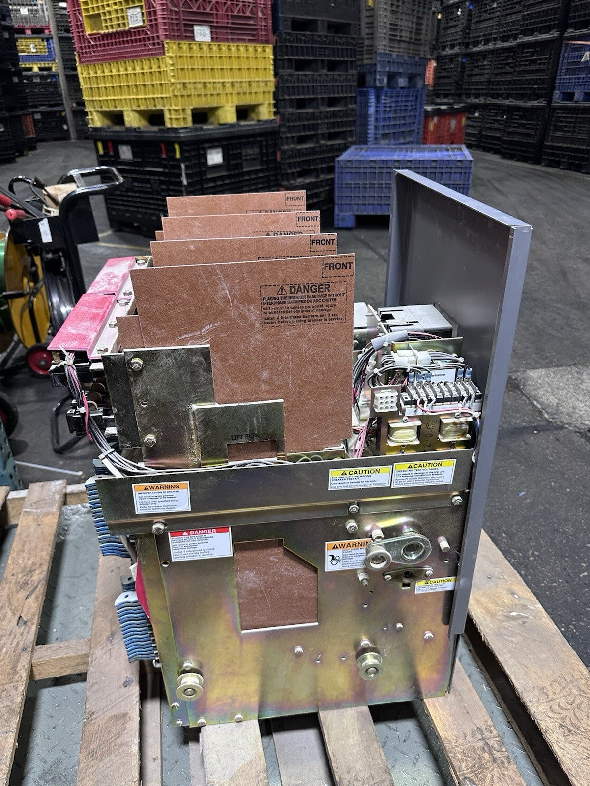 CUTLER HAMMER DS632 CIRCUIT BREAKER 3200 AMP 635V W/DIGITRIP RMS 810 S86LSIG (D)
