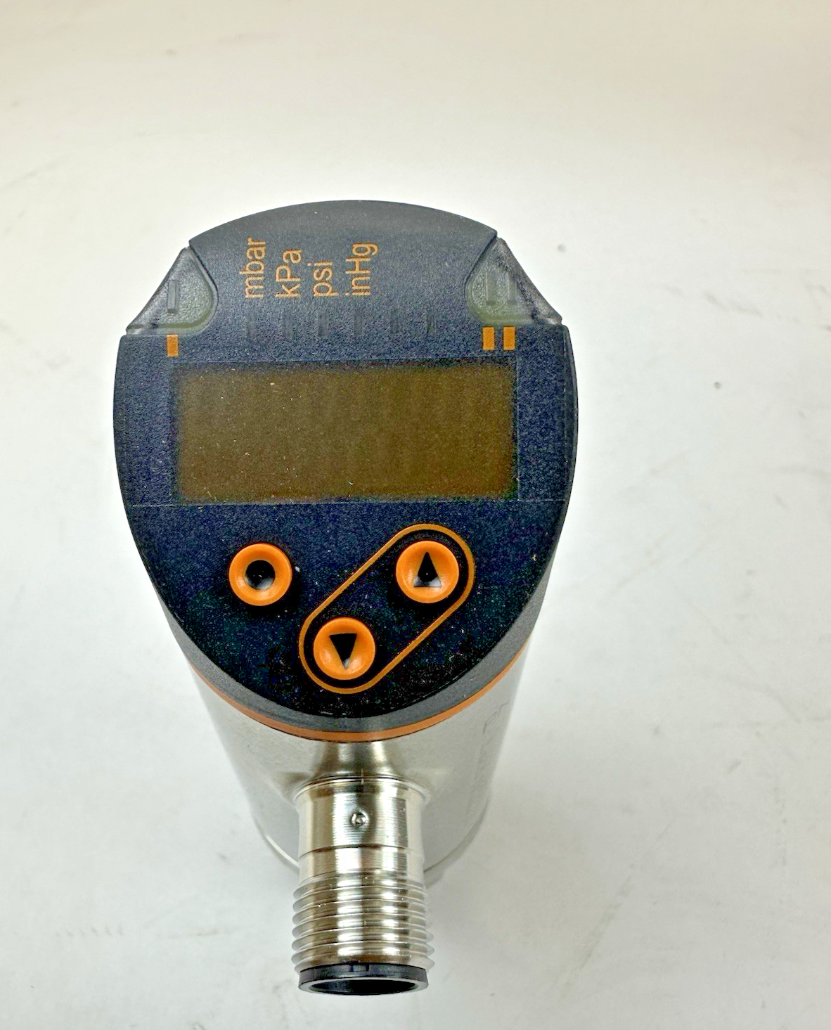 IFM PN7097, PRESSURE SENSOR W/ DISPLAY, PN-001BRER14-QFRKG