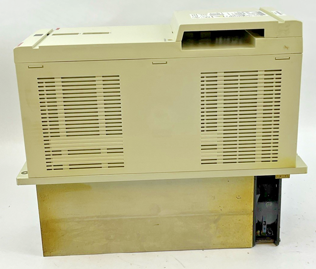 MITSUBISHI MDS-CH-VC-370 SERVO DRIVE UNIT 37KW 648V H/W VER.L 71A 50/60HZ