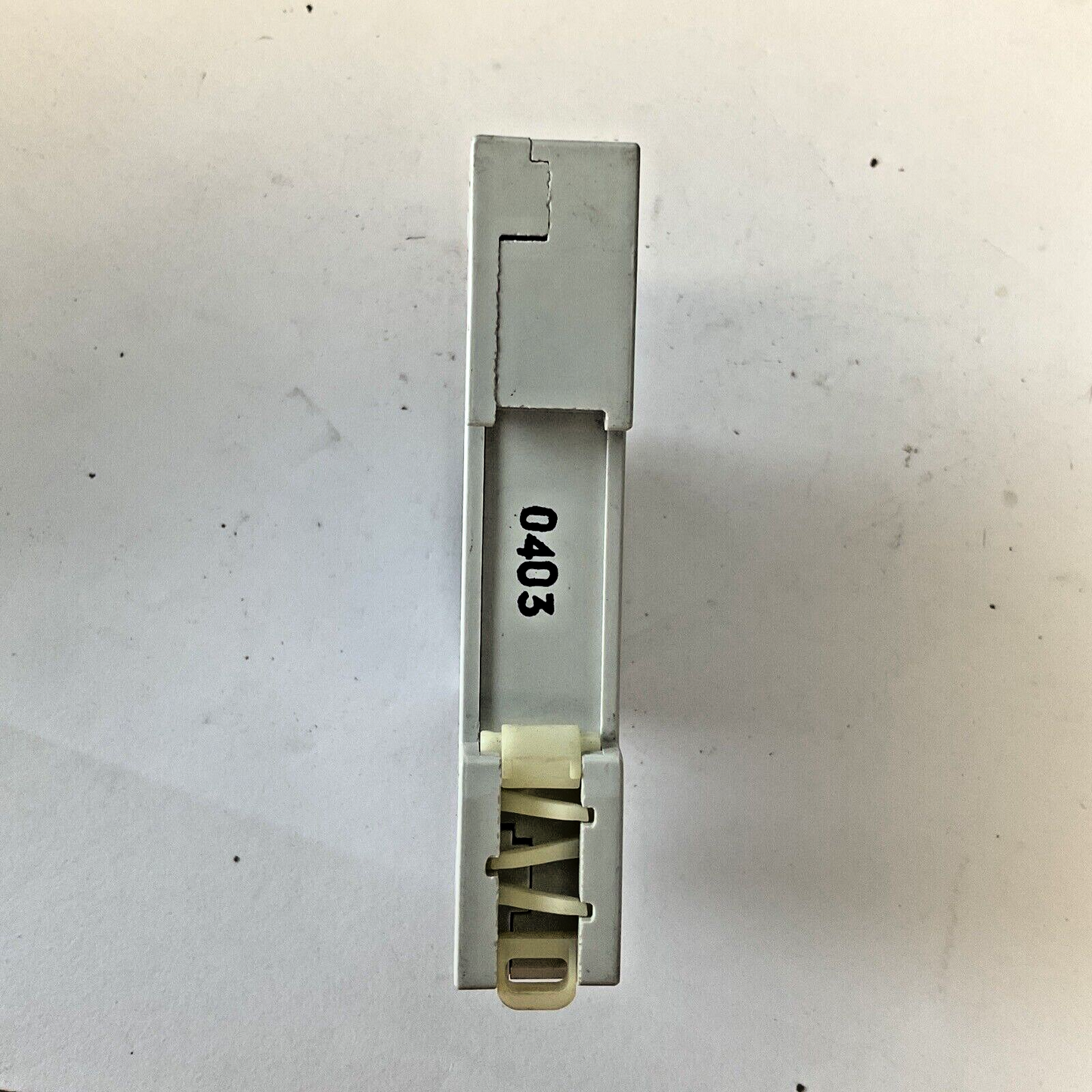 ALLEN BRADLEY 1492-CB1 G200 CIRCUIT BREAKER  2A SER.C 3HP 277VAC 1PH**LOTOF2**