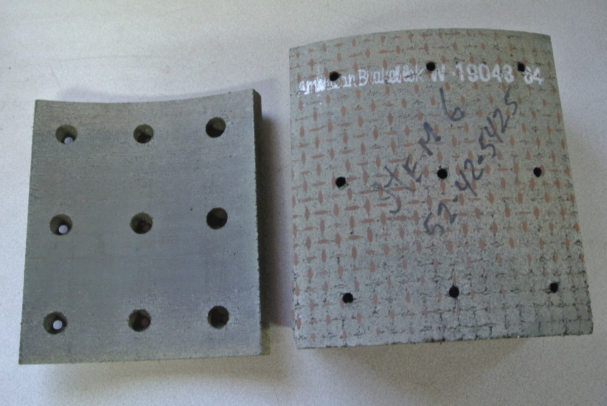 AMERICAN BRAKEBLOK W-19043 64 HEAVY EQUIPMENT BRAKE BLOCK NEW SURPLUS 52-42-5425