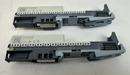 SIEMENS 6ES7193-6BP20-0DA0 SIMATIC ET 200SP BASE UNIT BU15-P16+A10+2D LOT OF 2