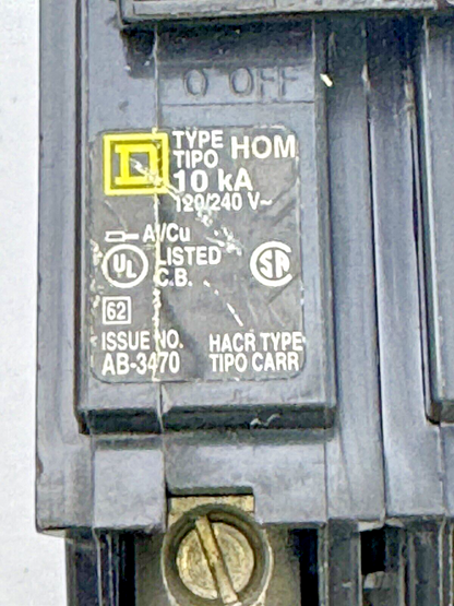 SQUARE D **LOT OF 8** HOM240 - CIRCUIT BREAKERS - 2 POLE/ 40 A/ 240 VAC