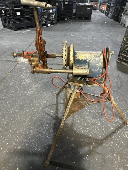 RIDGID 300 PIPE THREADER