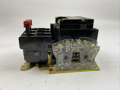 SQUARE D 8536SBG2 SIZE 0 STARTER 600VAC 5HP B8.20 HEATERS 31041-400-42 COIL 120V