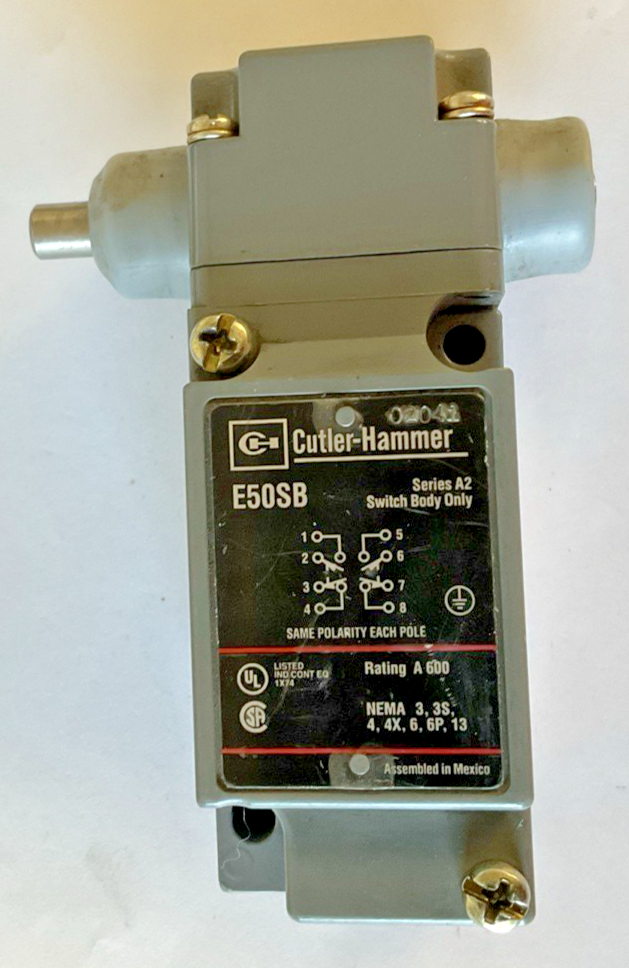CUTLER HAMMER E50SB SWITCH BODY SER A1 E50RB RECEPTACLE SER A2 W/E50DH1 HEAD