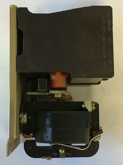 SYLVANIA 5UU3-76 PMA  A.C.RELAY 6 CONT. 120V 60HZ 3N.O./33N.C. 600VAC
