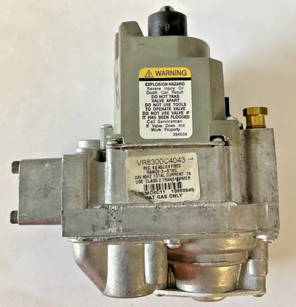 HONEYWELL VR8300C4043 GAS VALVE 3-5"WC 24V 60HZ .7A NAT GAS