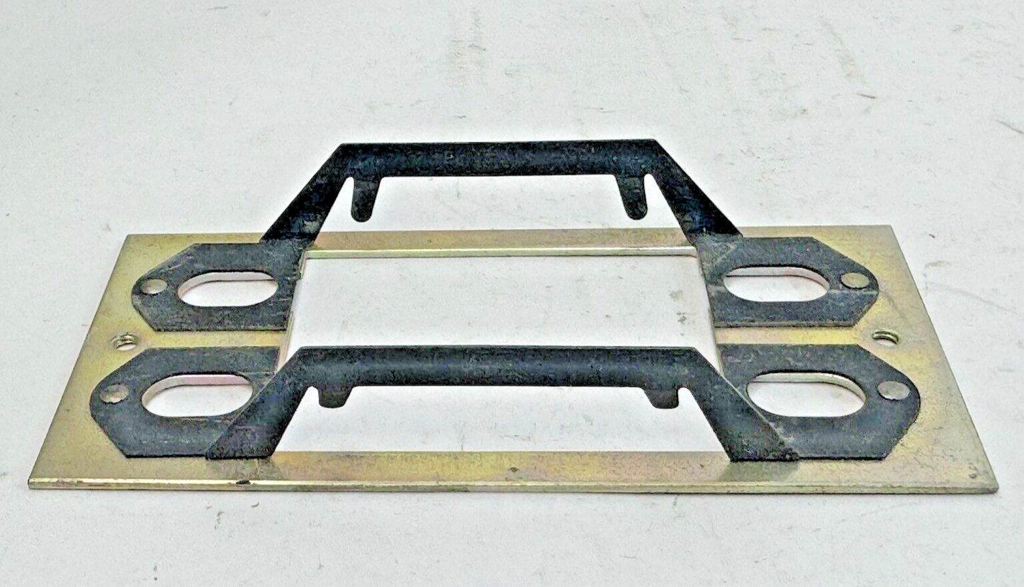 ITE / SIEMENS - FP9555 -TWO POLE FACE MOUNTING PLATE FOR TYPE BQ CIRCUIT BREAKER