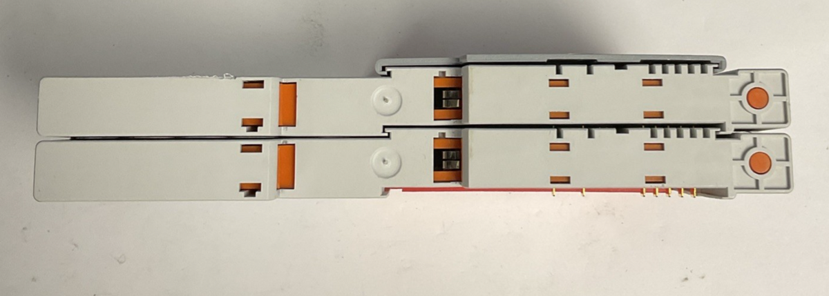 ALLEN BRADLEY 1734-OB8S OUTPUT MODULE SER.B 24VDC W/1734-TOPS SER.A