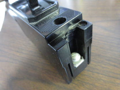 I-T-E EH1-B020 CIRCUIT BREAKER 20A / 277VAC / 1-POLE / NEW SURPLUS
