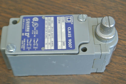 SQUARE D 9007 B63A2 Ser. B / HEAVY DUTY LIMIT SWITCH / NEW SURPLUS in BOX