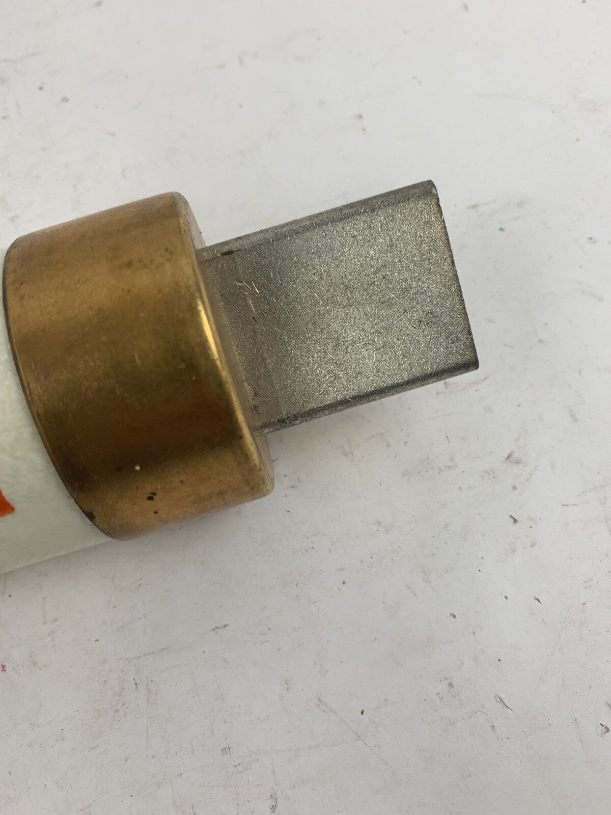 Gould Shwmut Amp-trap A6K350R 350A 600V Fuse