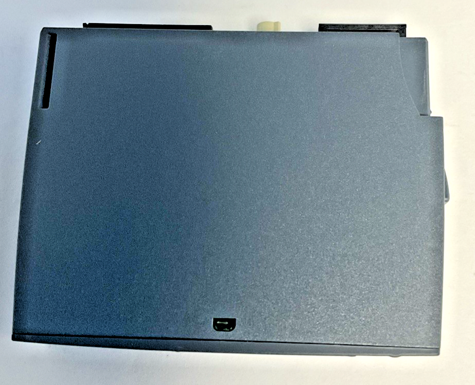 SIEMENS 6ES7 131-6BF00-0CA0 DIGITAL OUTPUT MODULE 24VDC 4A 8x24VDC/0.5A*LOTOF10*