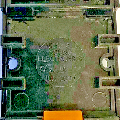 YOUNG ELECTRONICS NDS 8 RELAY SOCKET 10A 300V***LOTOF8***