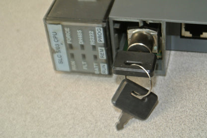 ALLEN-BRADLEY 1747-L532 SLC500 PROCESSOR UNIT - Ser. D, Proc. Rev. 4 - w/ KEYS