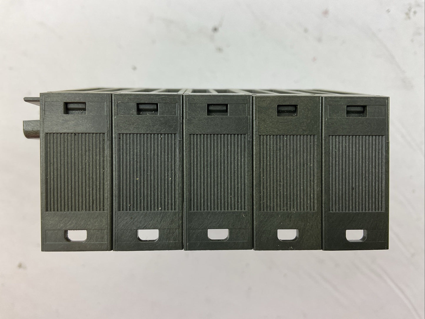 SIEMENS TERMINAL MODULE 6ES7 193-4CA50-0AA0 TM-E15C26A1 (LOT OF 5)