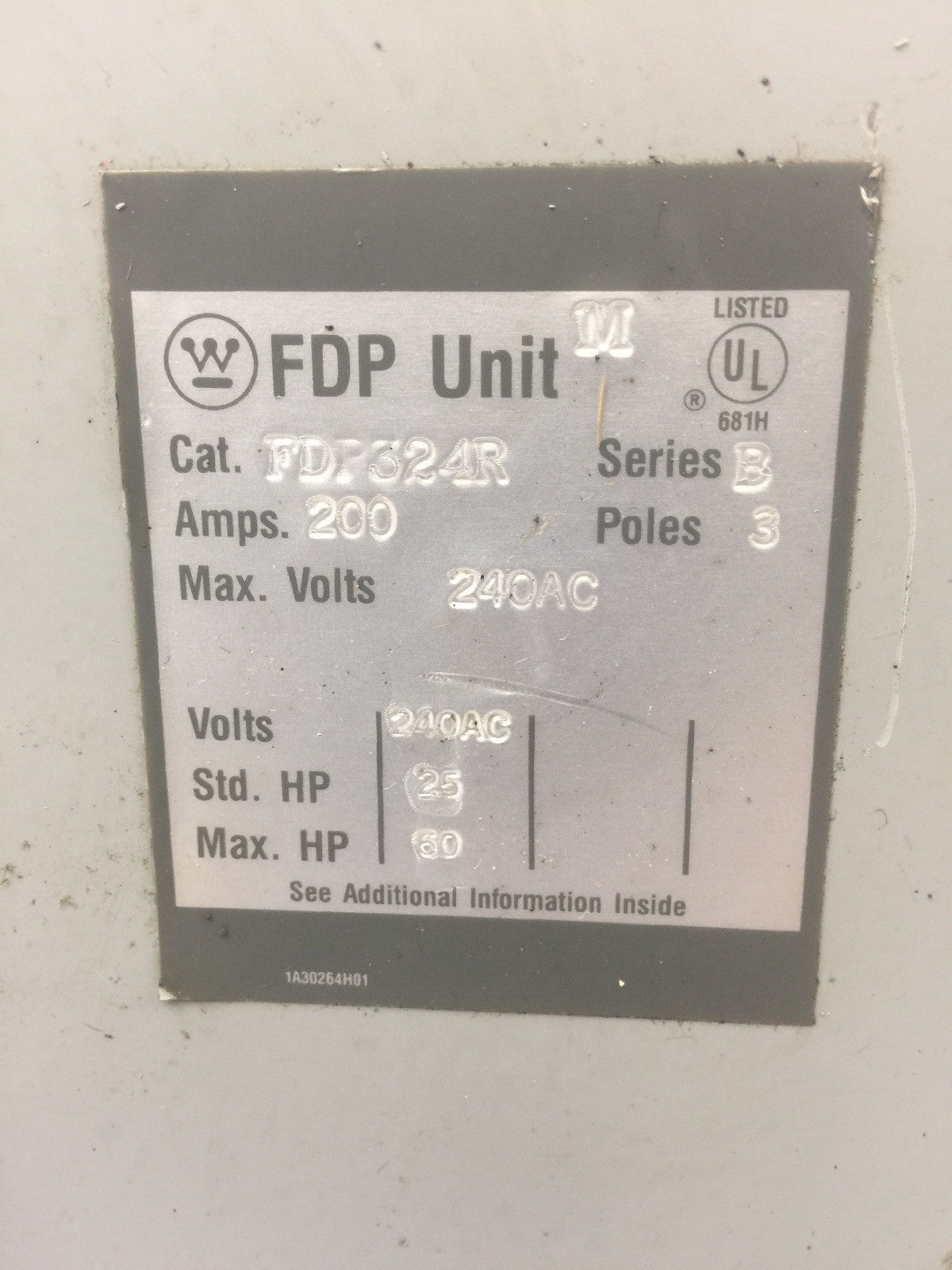 WESTINGHOUSE FDP324R PANEL BOARD SWITCH 200 AMP 240 VAC 3 POLE SER B