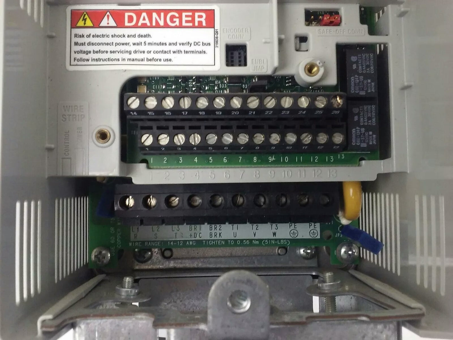 ALLEN BRADLEY POWER FLEX 70 20A-D2P1A3AYNNNC0 SER. A,3PH,480V, 1HP, W/ 20-HIM-A3