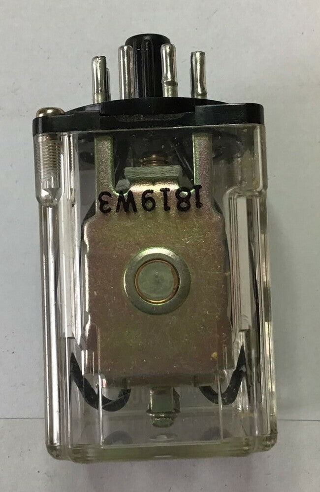 OMRON MK2EP-UA-AC12  RELAY 10A 230VAC/28VDC COIL:12VAC ***LOTOF8***