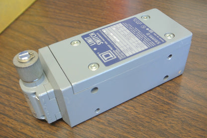 SQUARE D 9007 BR53B2-S9 HEAVY DUTY LIMIT SWITCH