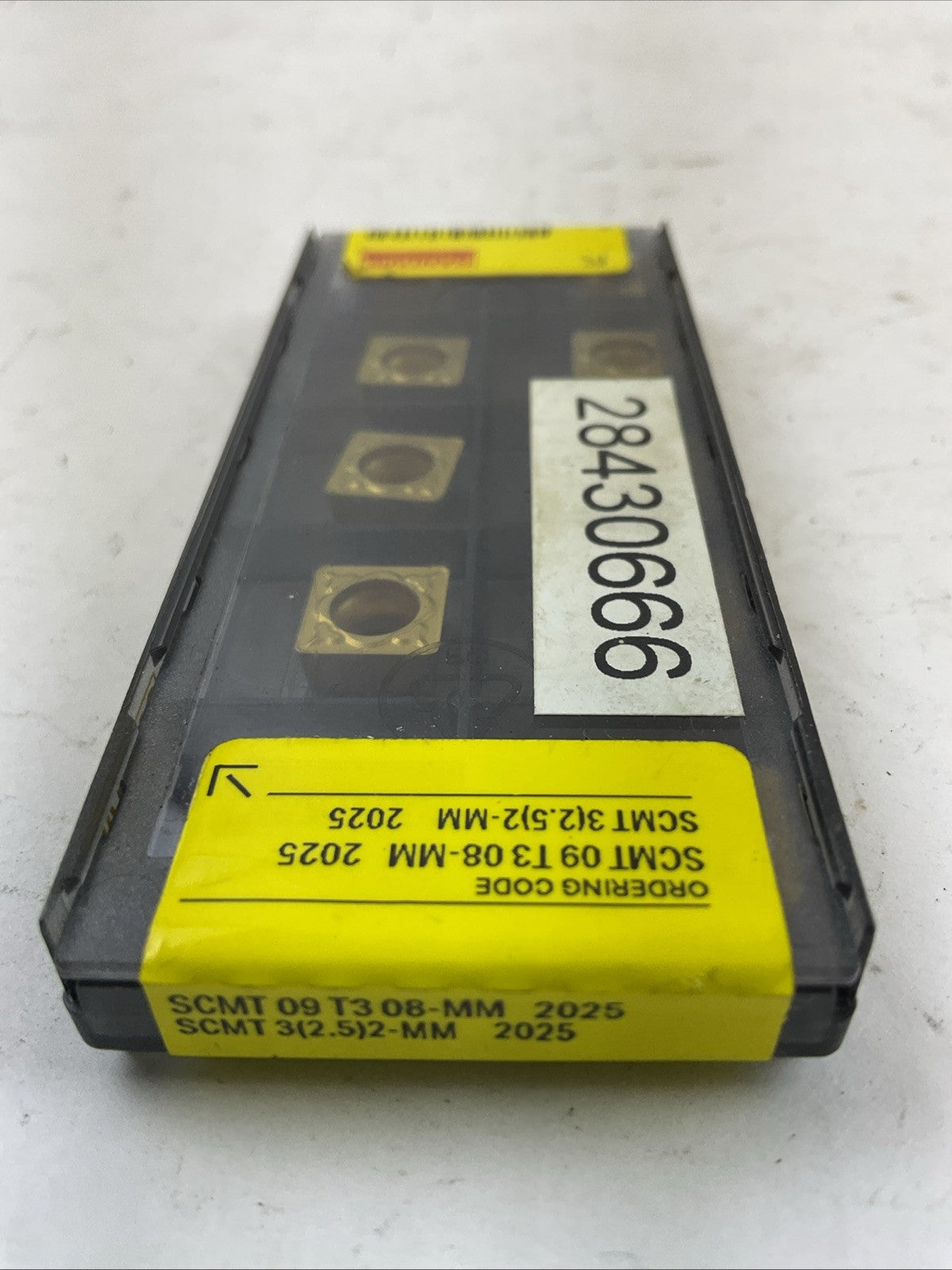 SANDVIK SCMT 09 T3 08-MM 2025 SCMT 3(2.5) 2-MM 2025 CARBIDE INSERT (BOX OF 10)