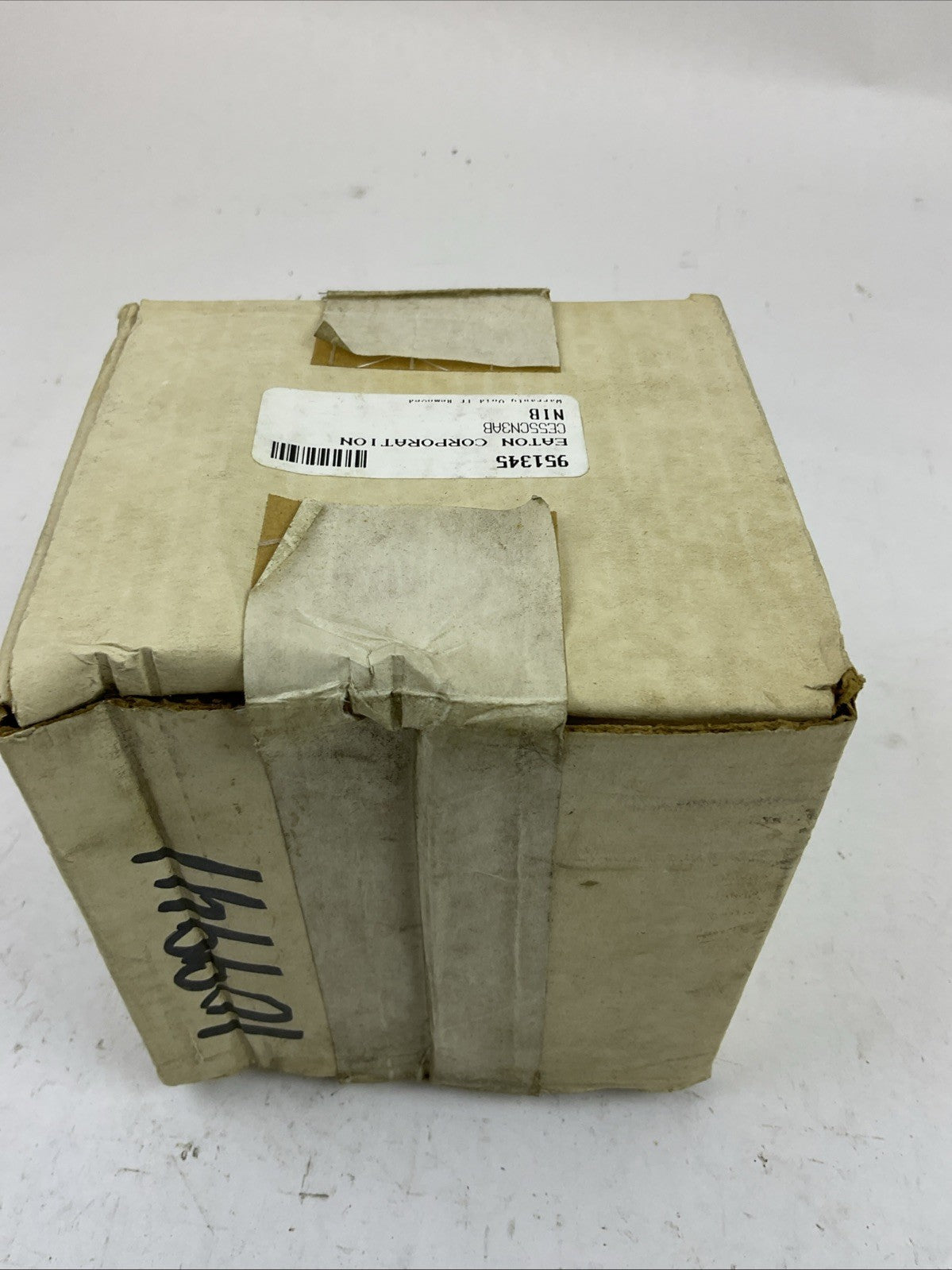 CUTLER HAMMER CE55CN3AB SIZE C SERIES B1 REVERSING CONTACTOR  COIL 110/120V