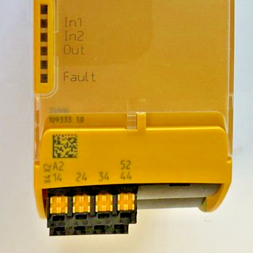 PILZ PNOZ S10 C 24 VDC 4N/0 1N/C SAFETY RELAY 24VDC