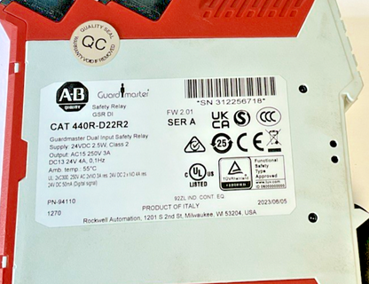 ALLEN BRADLEY 440R-D22R2 SAFETY RELAY SER.A FW 2.01 24VDC GSR DI
