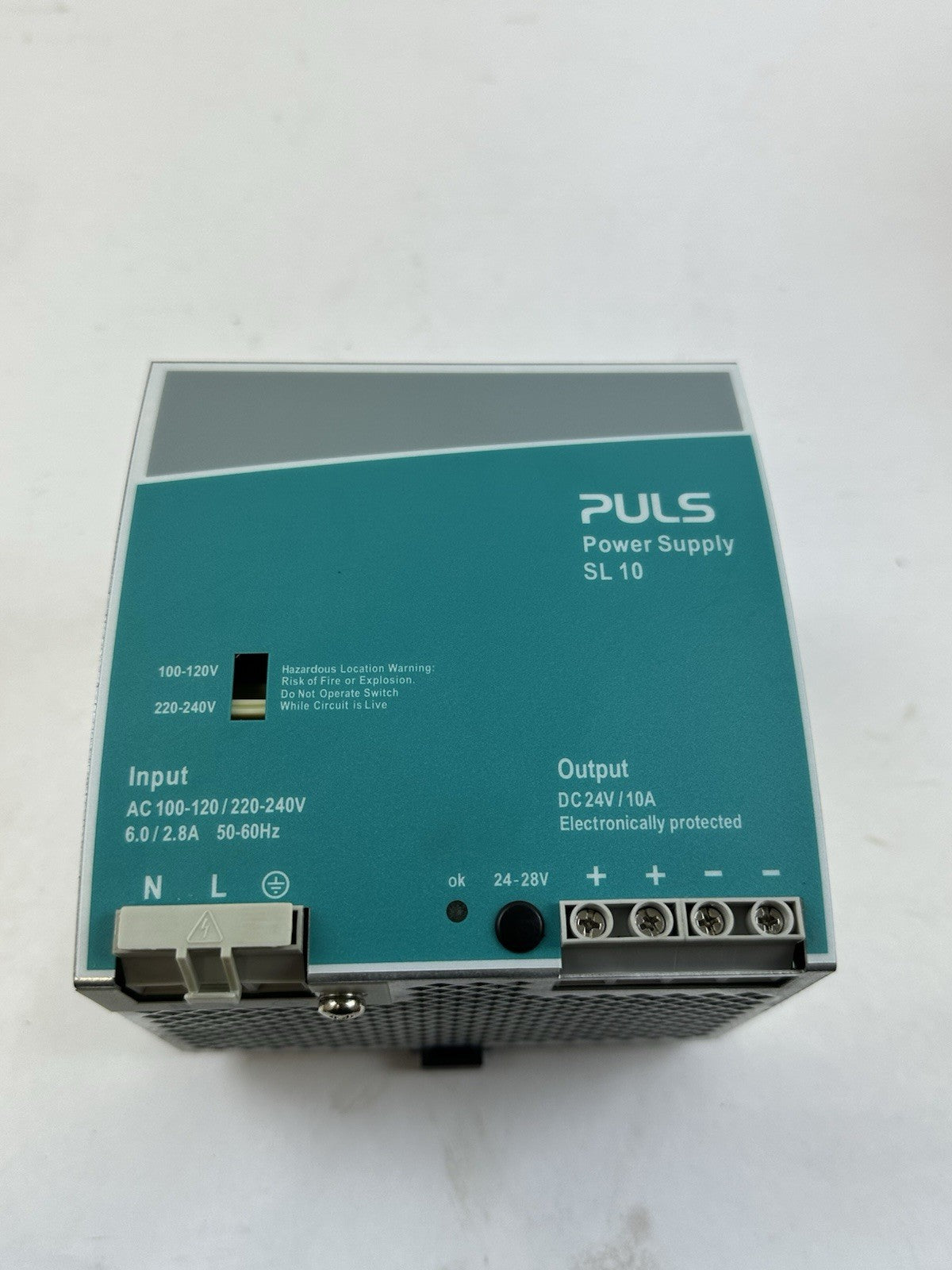PULS SL10.105 POWER SUPPLY OUTPUT 24-28VDC 10A INPUT 100-120/200-240VAC 6/2.8A