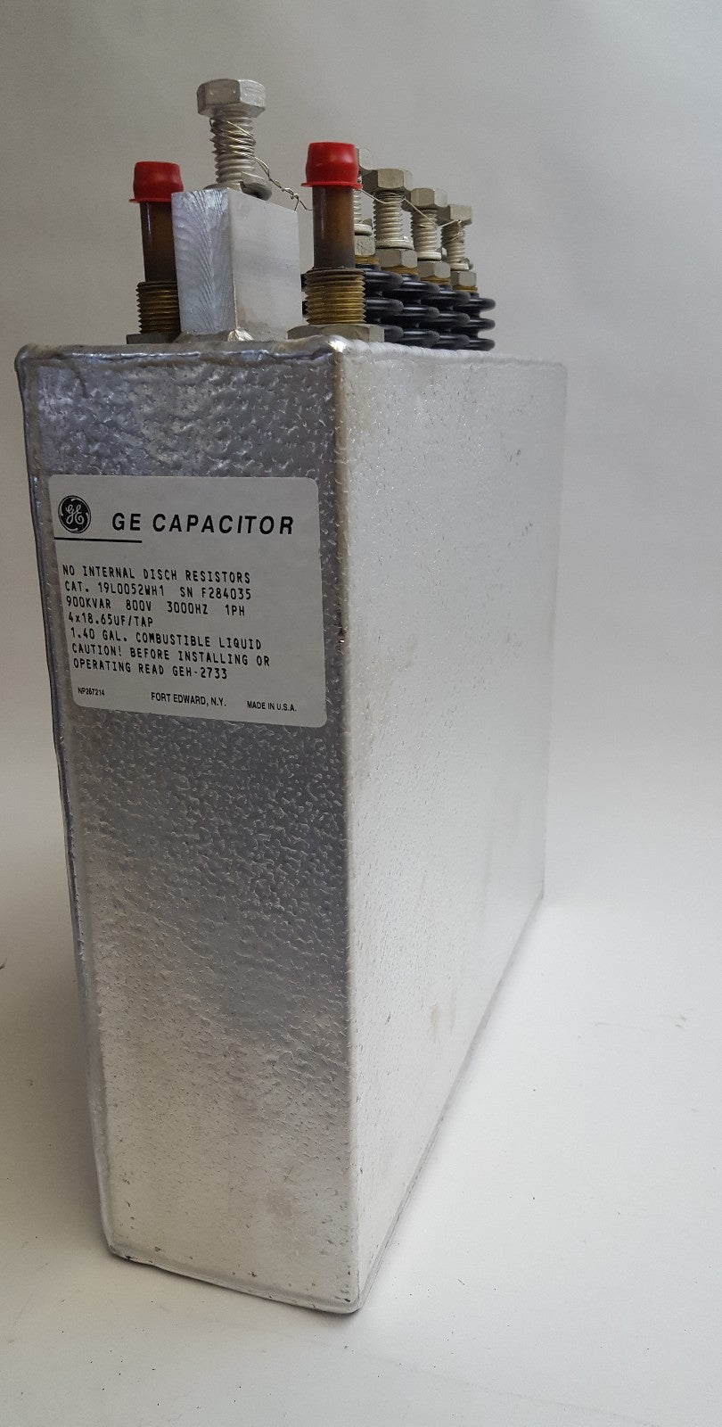 GE 19L0052WH1 CAPACITOR - 900KVAR, 800V, 3000Hz, 4x18.65 uF/TAP 19L0052WH1