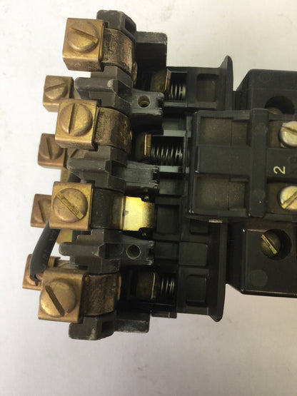 ALLEN BRADLEY 202AC-F718039/1 DC CONTACTOR 250VDC 3NO-1NC 71A86 COIL 120V 60HZ