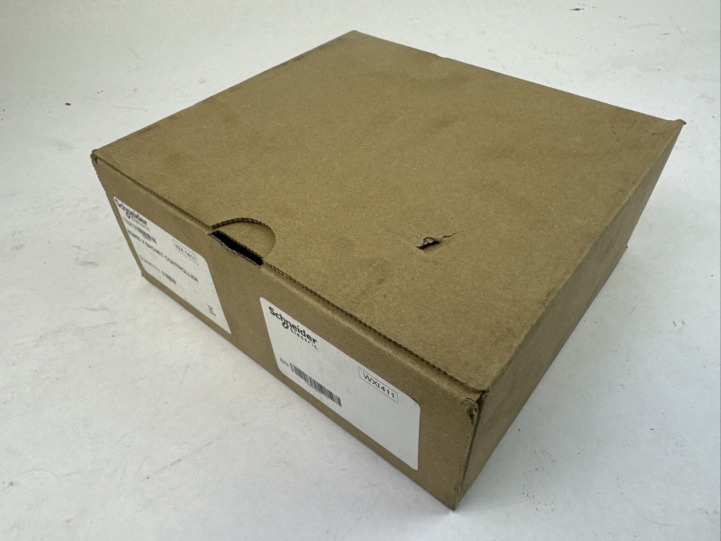 SCHNEIDER ELECTRIC B3865 V BACNET CONTROLLER