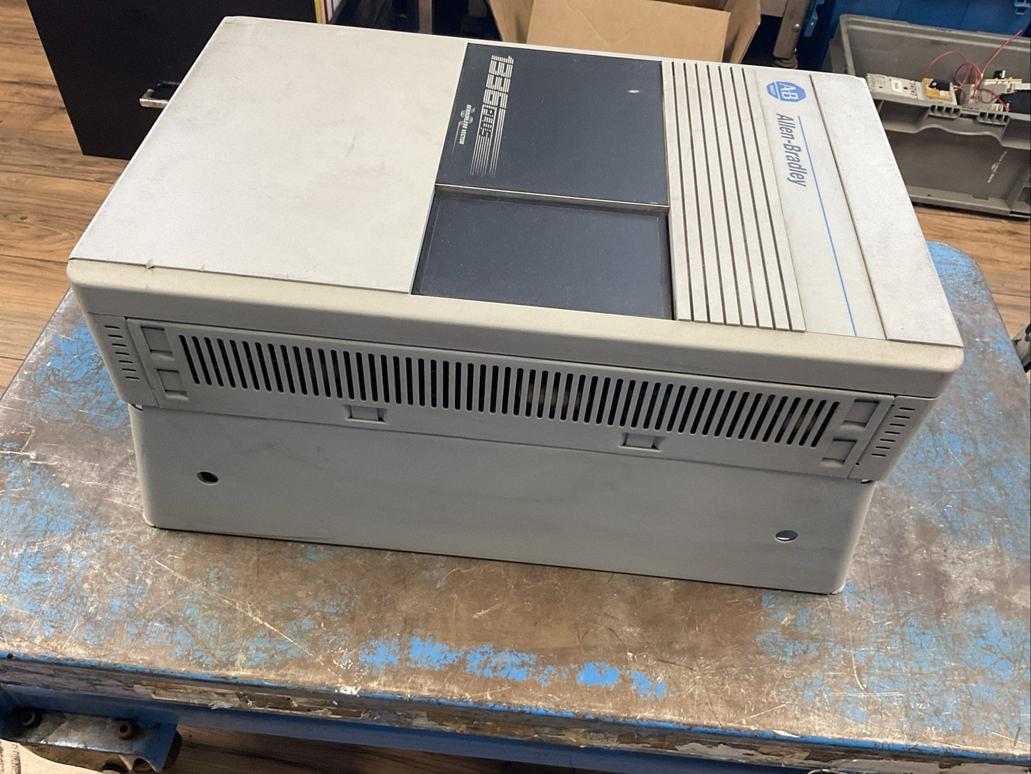 ALLEN BRADLEY 1336S-B025-AA-EN4-GM1-HAB SER D 1336 PLUS SENSORLESS VECTOR DRIVE