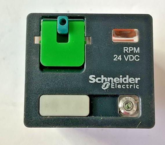 SCHNEIDER ELECTRIC RPM32BD RELAY 24VDC ***LOTOF6***