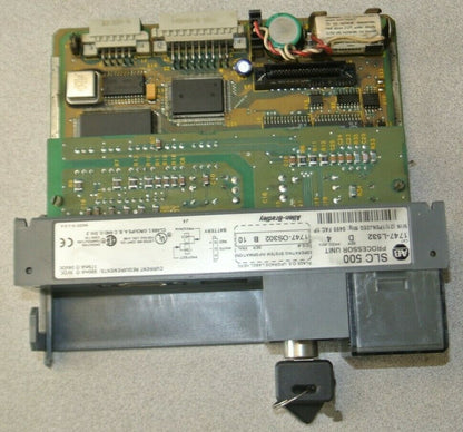 ALLEN-BRADLEY 1747-L532 SLC500 PROCESSOR UNIT - Ser. D, Proc. Rev. 4 - w/ KEYS