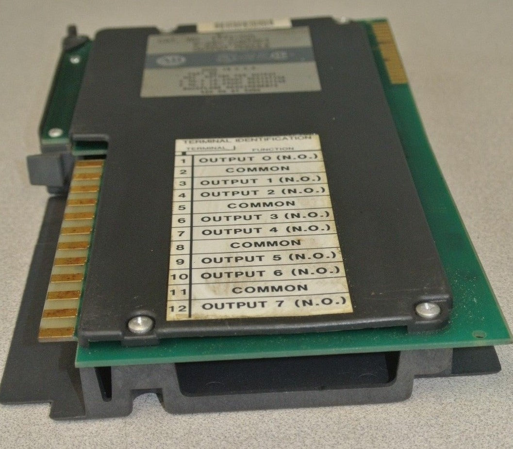 ALLEN-BRADLEY 1771-0ZL / 0-24V CONTACT OUTPUT MODULE