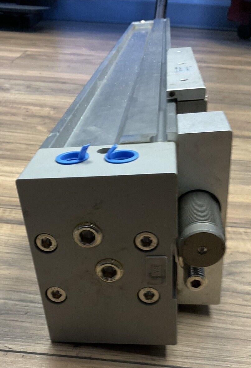 SMC MY1M50G-500HS LINEAR SLIDE BEARING GUIDE 115PSI  0.80MPa