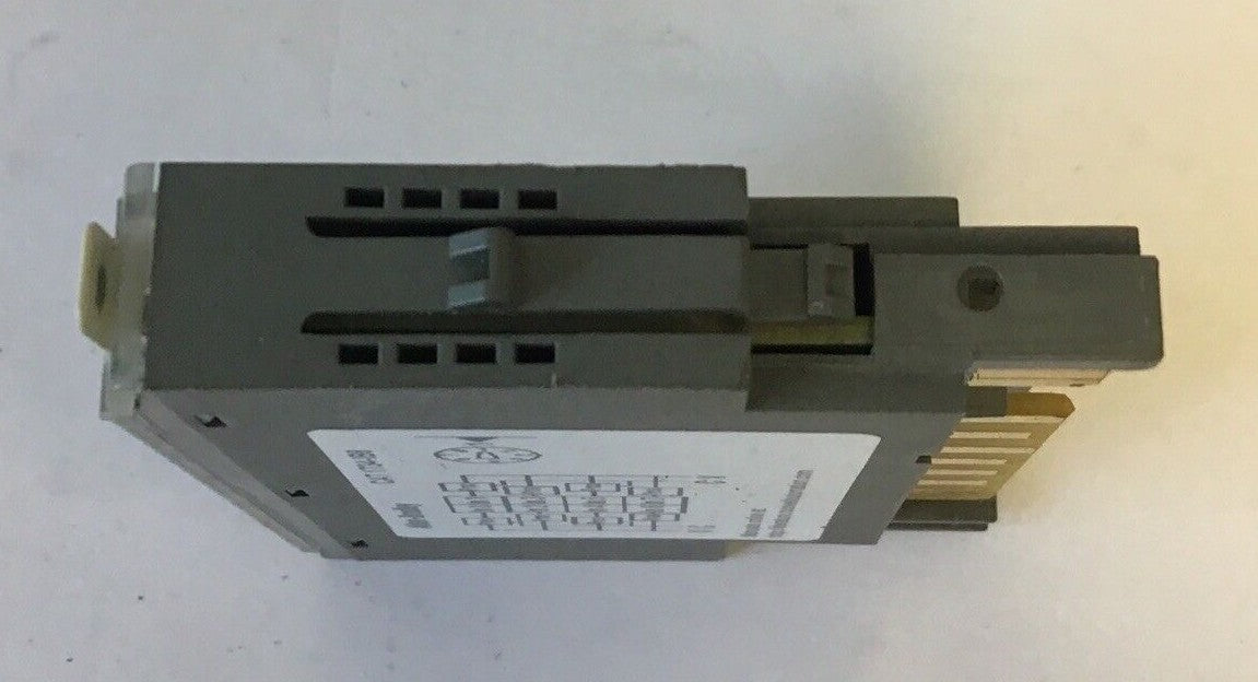 ALLEN BRADLEY 1734-IB8 SINK INPUT 24VDC SER.D FW 3.022